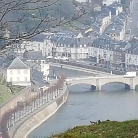 Au Pied Du Château * Bouillon