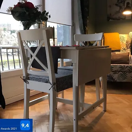 Au Pied Du Chateau דירה בוילון