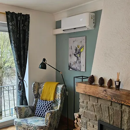 Au Pied Du Chateau * בוילון